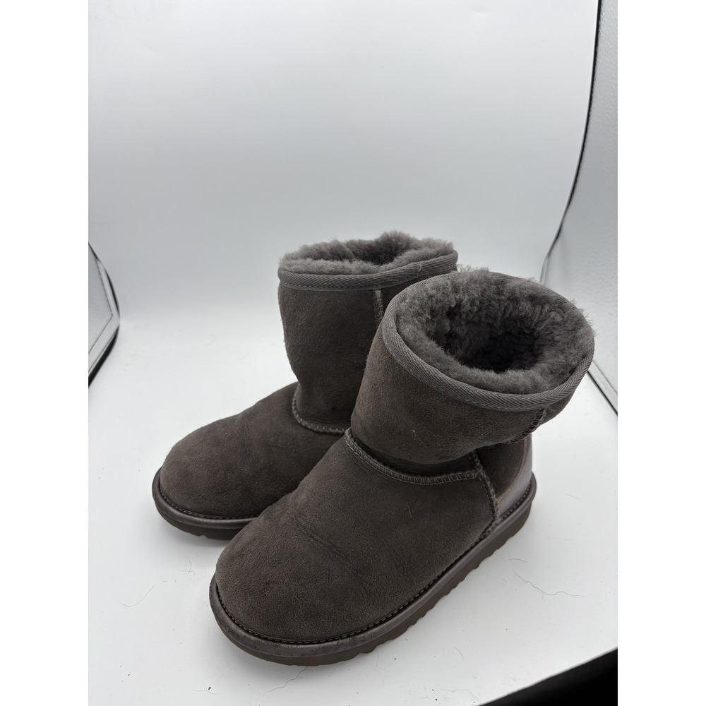 UGG Boots Kids Size 1 Gray Suede Shearling Calf Pull On Winter Booties 1139056K